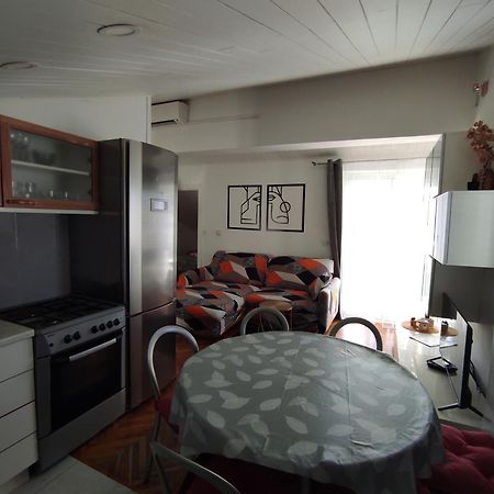 Apartmani Lidija Lopar Luaran gambar